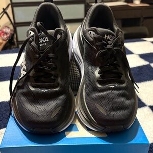 Hoka Women’s Bondi 8 wide